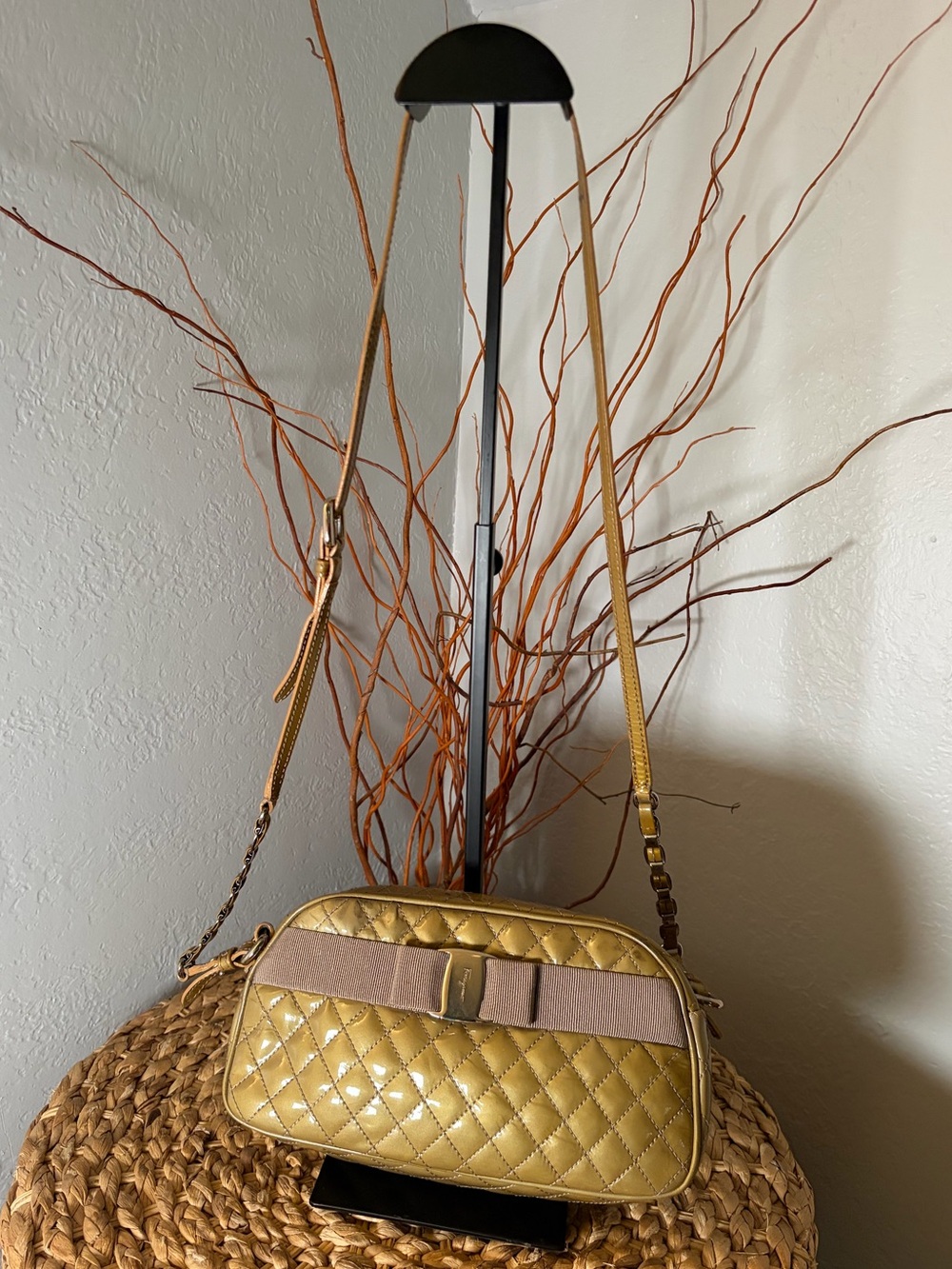 SALVATORE FERRAGAMO QUILTED CROSSBODY BAG